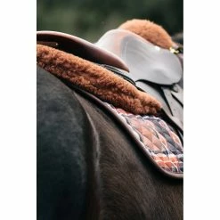 Sixteen Cypress Wool Fleece Half Pad -Farm House Tack Sales Shop 16C FHP BL H 16Cypress Wool.Fleece.Half .Pad Black.Hickory Detail