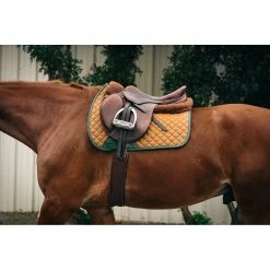 Sixteen Cypress Jumper Pad -Farm House Tack Sales Shop 16C JP CA H 16Cypress Jumper.Pad Camel.Hunter Lifestyle.Detail