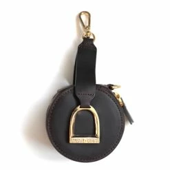 Oakbark & Chrome Stirrup Accessory Keeper -Farm House Tack Sales Shop AK HAV 001 oakbarkandchrome.stirrupaccessory.havana2