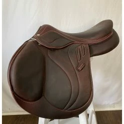 Devoucoux Biarritz Lab 17 1/2" Used Close Contact Saddle