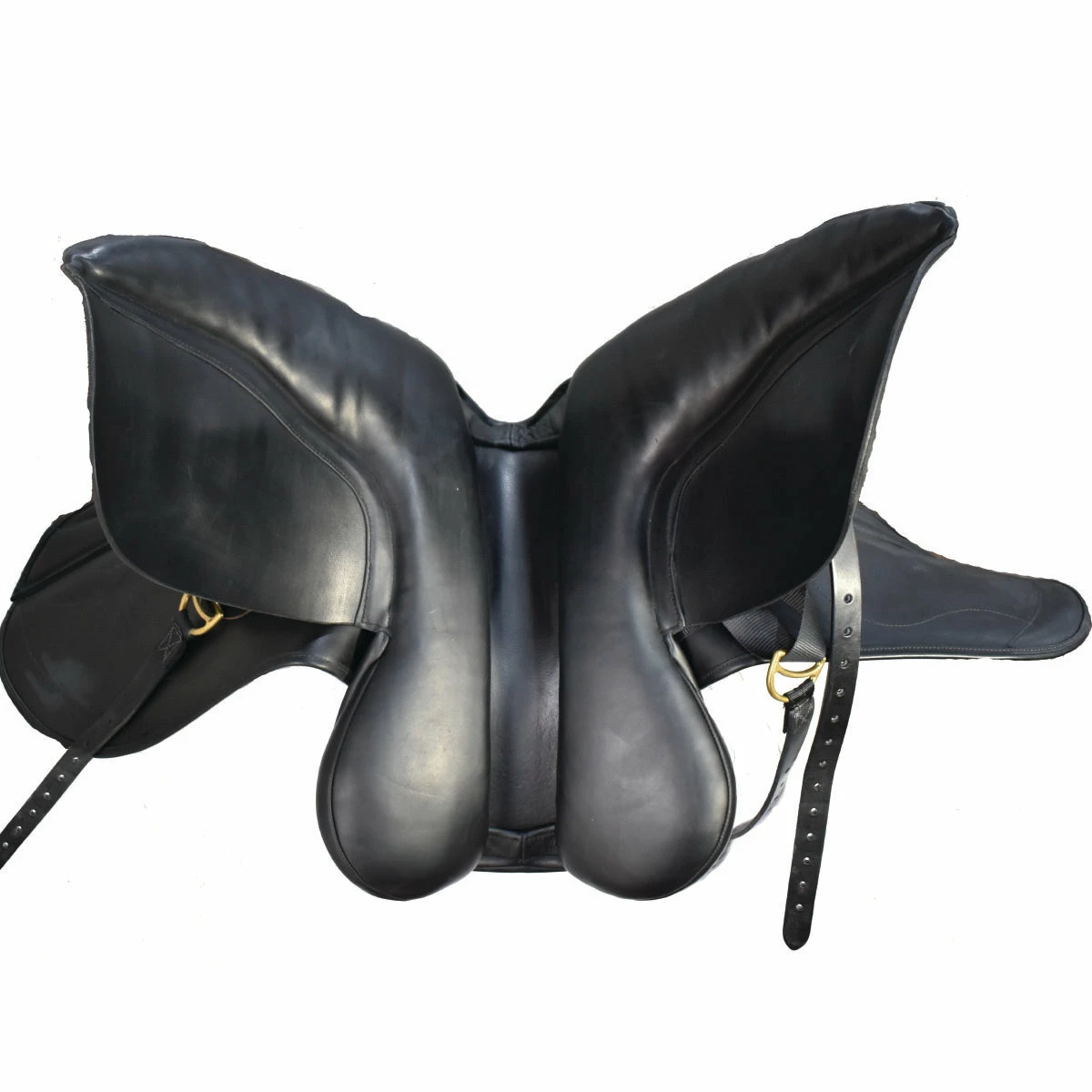 Hulseboss WB4 17.5" Narrow Used Dressage Saddle 3 Hulseboss WB4 17.5" Narrow Used Dressage Saddle - Image 3