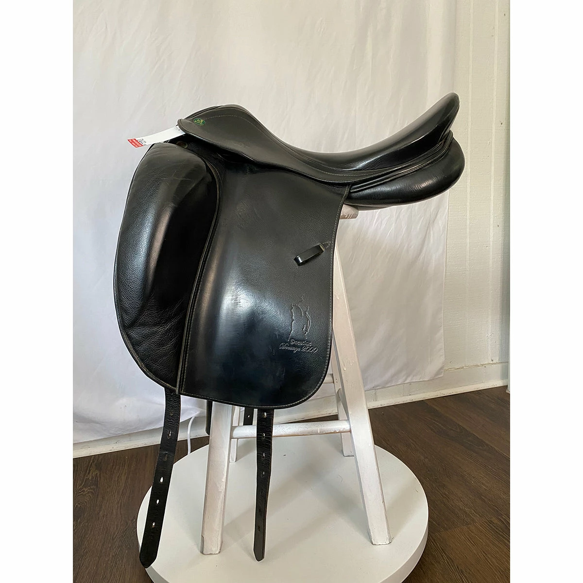 Prestige Dressage 2000 18" Used Dressage Saddle 1 Prestige Dressage 2000 18" Used Dressage Saddle