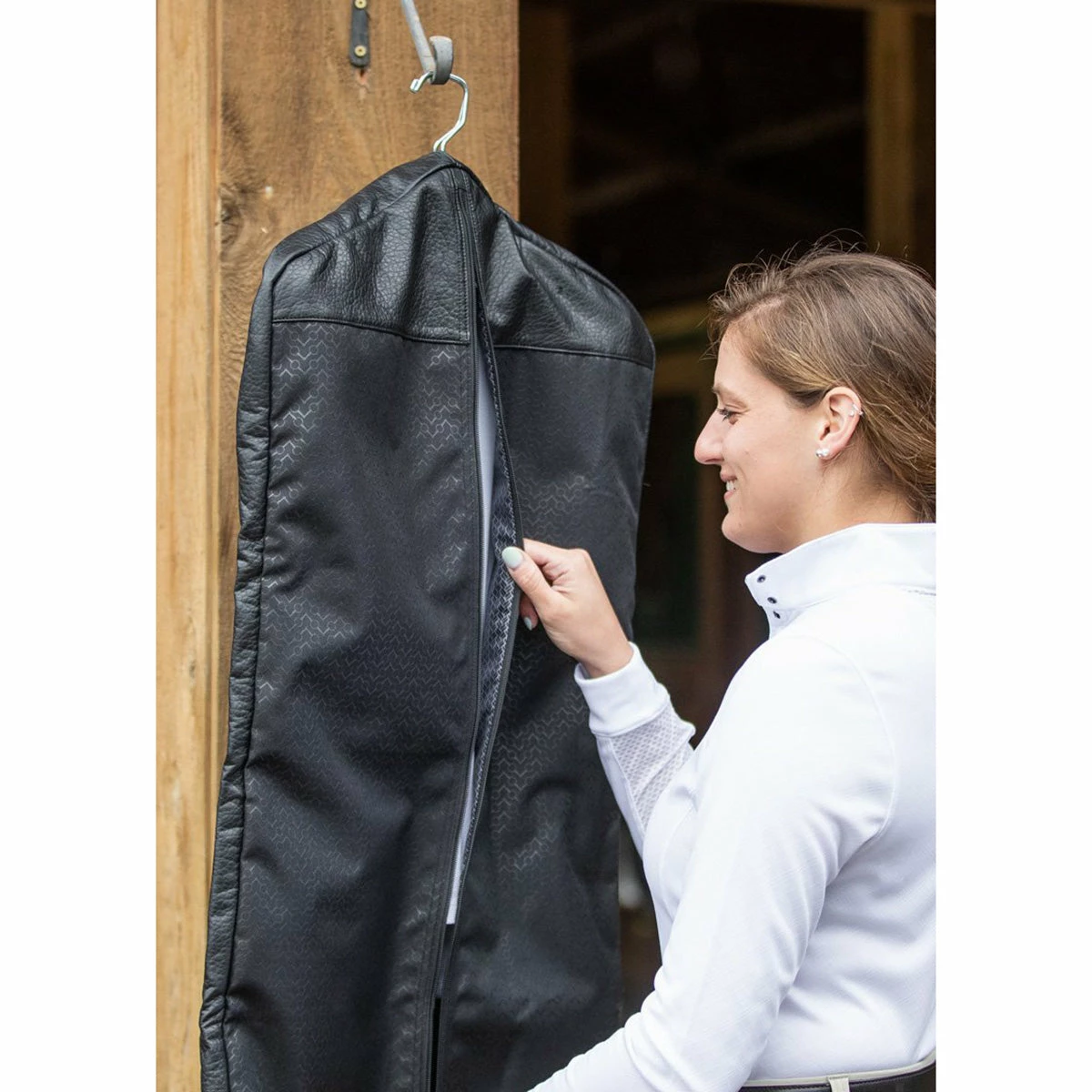 Kerrits EQ Garment Bag 2 Kerrits EQ Garment Bag - Image 2
