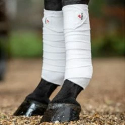 LeMieux Classic Polo Bandages -Farm House Tack Sales Shop IT00422 LeMieux.Classic.Polo .Bandages White Lifestyle