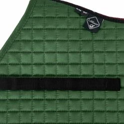 LeMieux Suede GP Square Pad -Farm House Tack Sales Shop IT01465 LeMieux.Suede .GP .Square.Pad Hunter.green Lifestyle