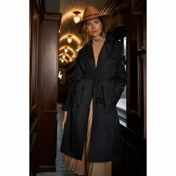 Barbour Mayapple Fedora -Farm House Tack Sales Shop MayappleFedora LHA0459CM31 GlendevonShowerproof LSP0052NY91 PendleRollCollar LKN1077CM32 BarbourRosefieldSkirt LSK0055BR51 2