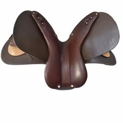 HDR Pro A/O 16 1/2" Close Contact Saddle -Farm House Tack Sales Shop NEW C1380 HDR Pro.AO 16.5in Havana Close.Contact.Saddle 09