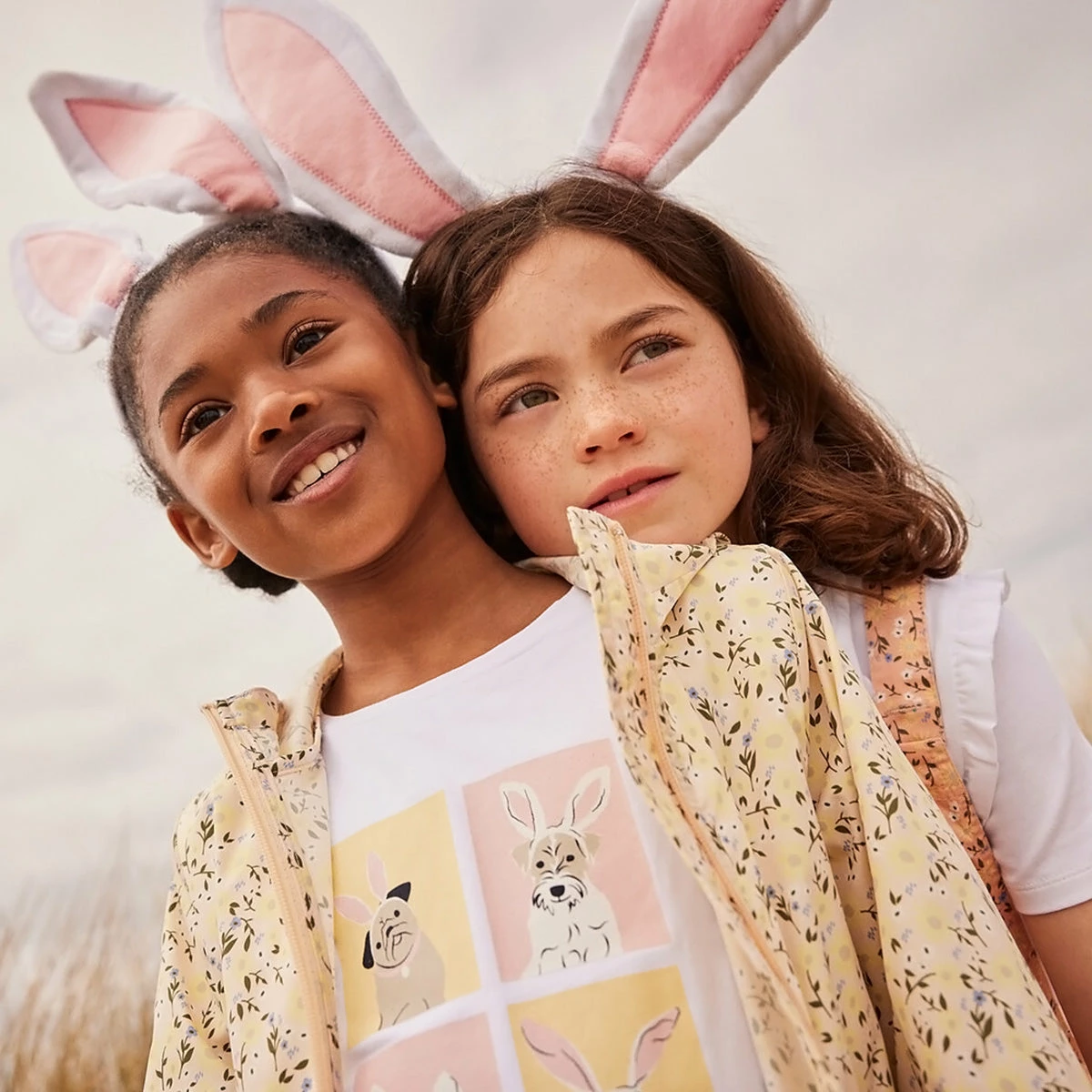 Barbour Girl's Printed Maar Showerproof Poncho 13 Barbour Girl's Printed Maar Showerproof Poncho - Image 13