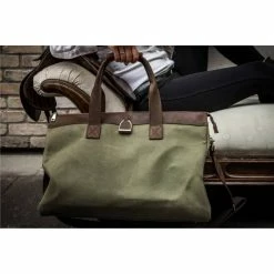 Oakbark & Chrome Weekender Bag -Farm House Tack Sales Shop WB BS 001 Oakbarkandchrome.weekenderbag1
