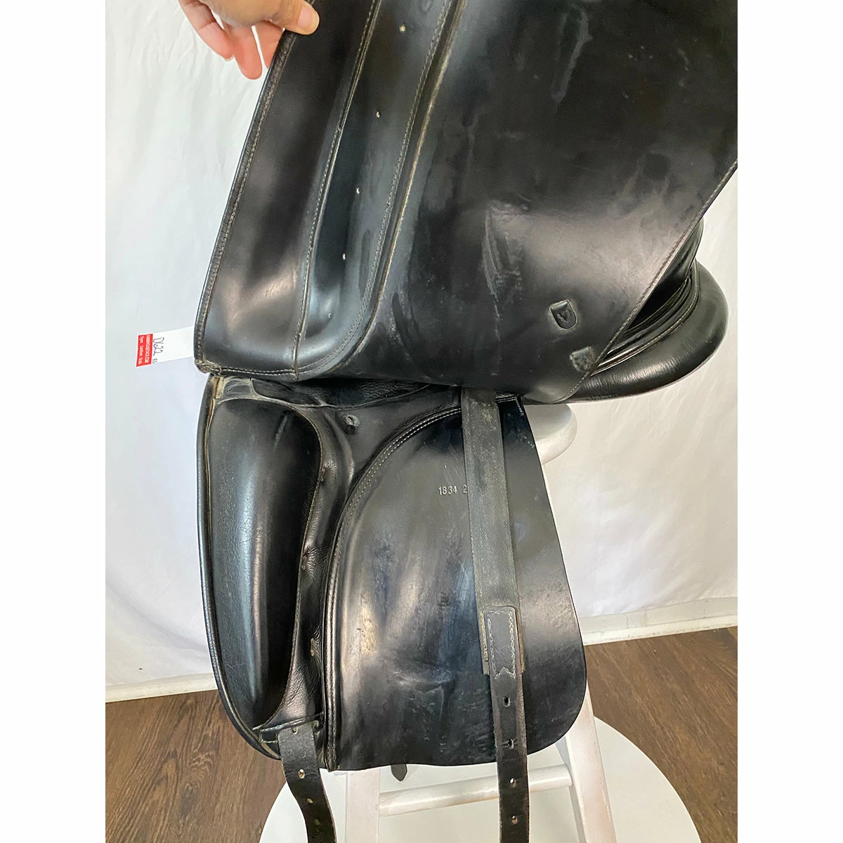 Prestige Dressage 2000 18" Used Dressage Saddle 2 Prestige Dressage 2000 18" Used Dressage Saddle - Image 2