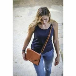 Penelope Laure Clutch -Farm House Tack Sales Shop pochette laure cognac 2