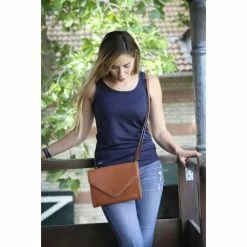 Penelope Laure Clutch -Farm House Tack Sales Shop pochette laure cognac 3